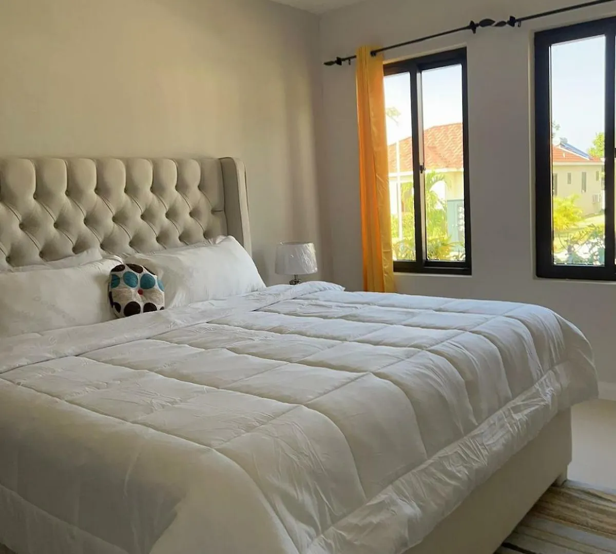 Villa Roses Cove, Serene & Tranquil, A Slice Of Peace Ocho Rios