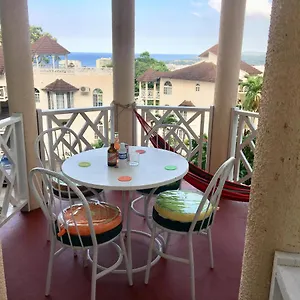 #d1 Castle Wifi King Bed Jamaica Villa