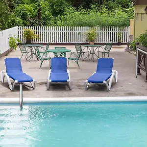 Hotel Pineapple Court, Ocho Rios